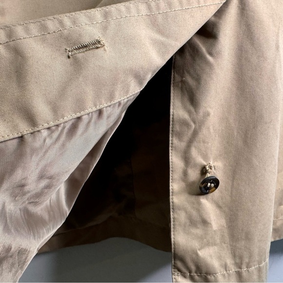 Cole Haan Men's Khaki Button Front Water Resistant Rain Coat Size Medium - Picture 11 of 14